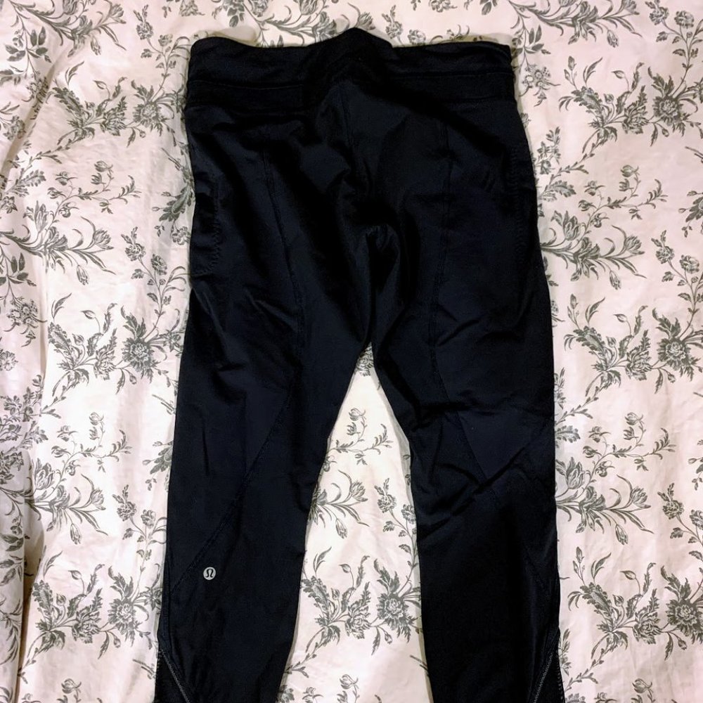 Blue Lululemon Leggings with Mesh